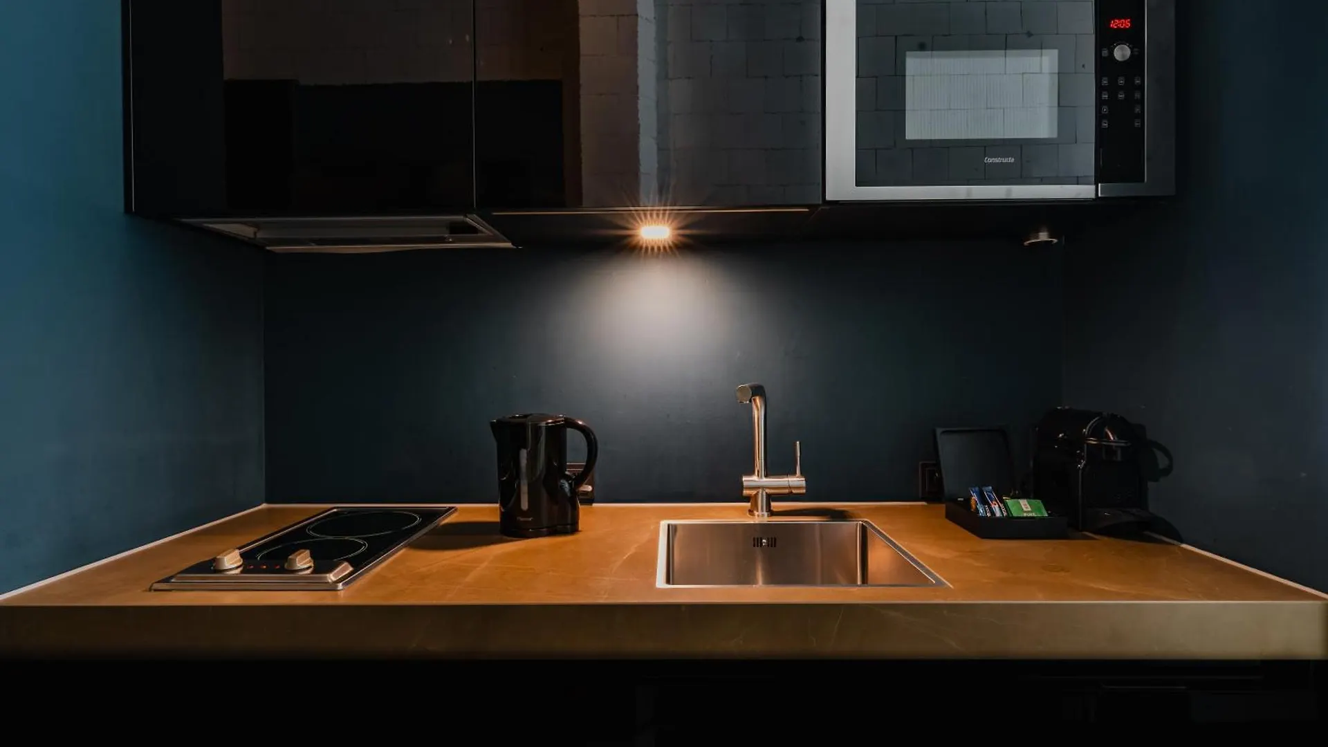 De Jonker Urban Studios & Suites Амстердам Отель