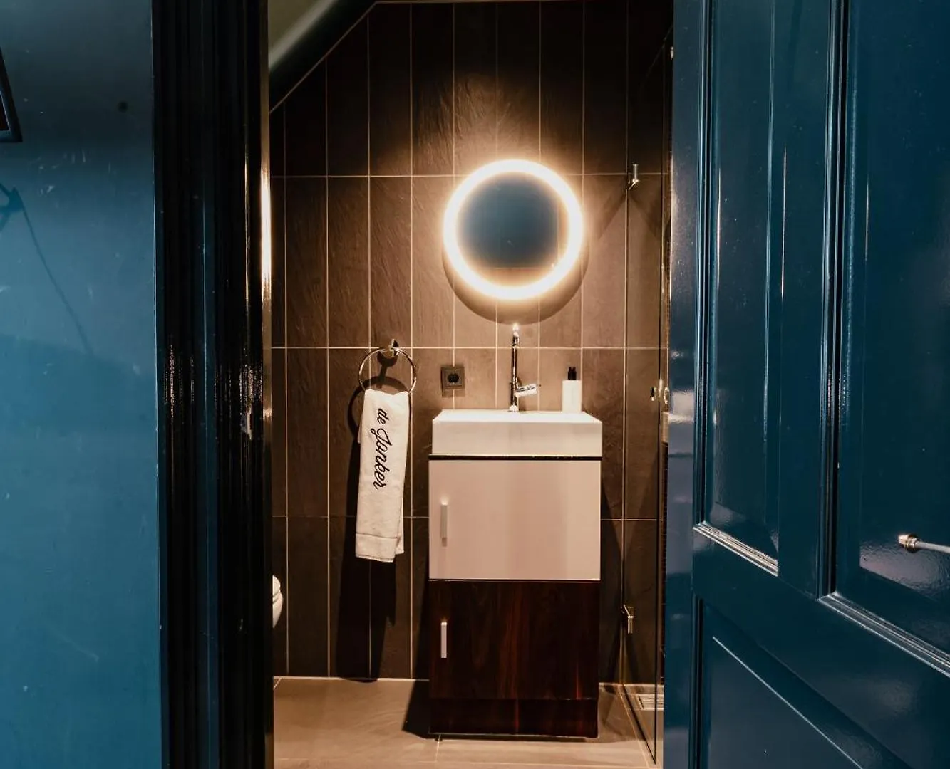 De Jonker Urban Studios & Suites Амстердам Отель