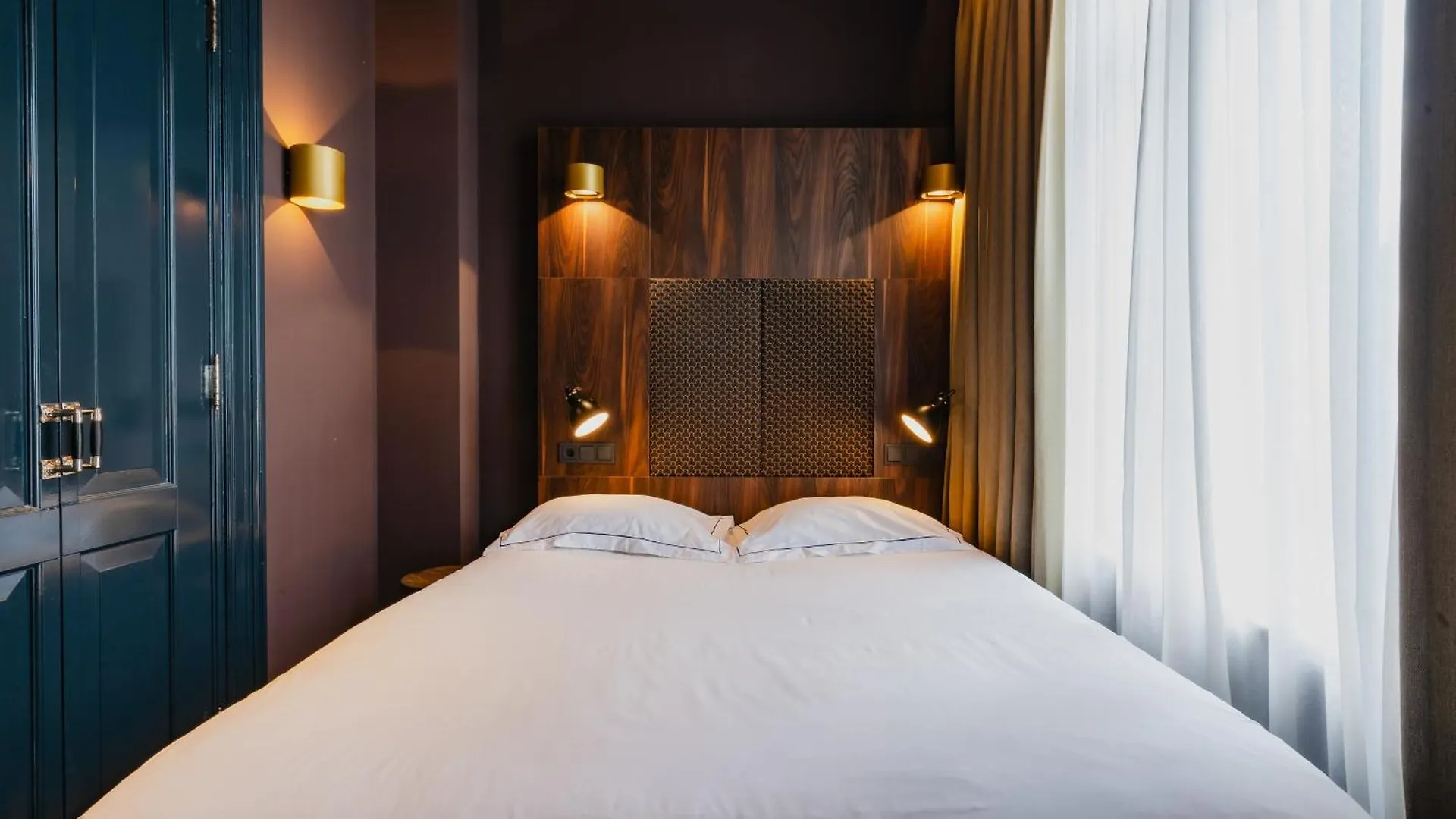 De Jonker Urban Studios & Suites Амстердам Отель