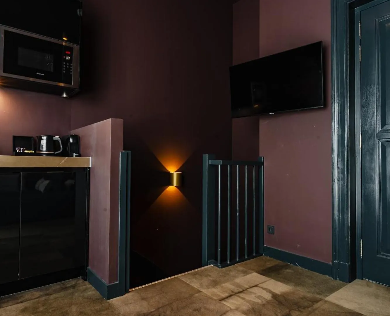 De Jonker Urban Studios & Suites Амстердам 4*,