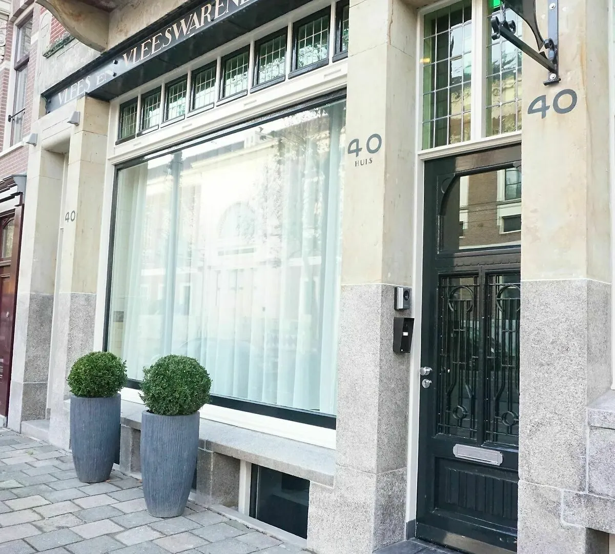 De Jonker Urban Studios & Suites Амстердам 4*,  Нидерланды